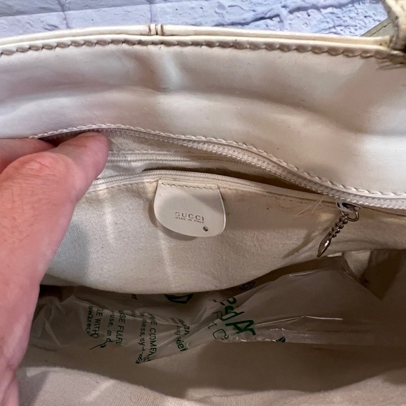 NEW ARRIVAL: GUCCI Patent Leather Off-White Tote Bag - Picture 12 of 13